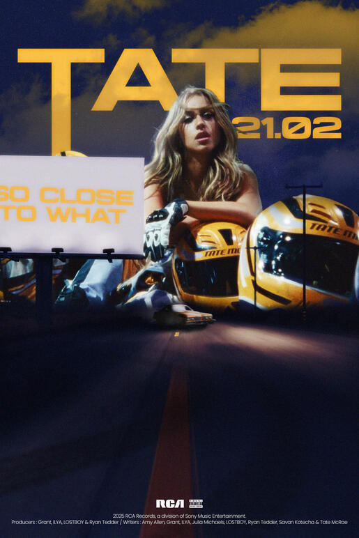 Graphic poster "So Close To What" par Tate McRae